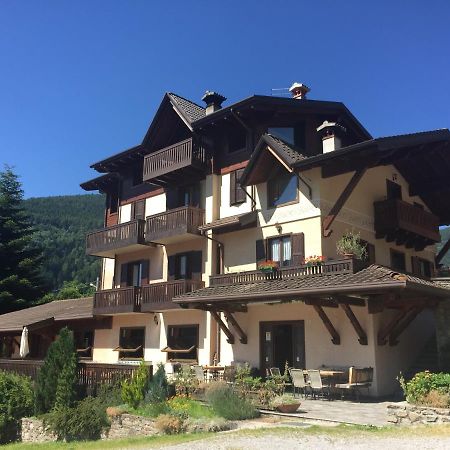 Albergo Quai Monno ภายนอก รูปภาพ