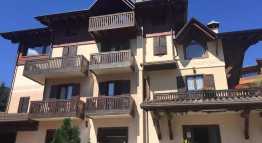 Albergo Quai Monno ภายนอก รูปภาพ