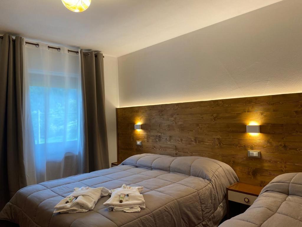 Albergo Quai Monno ภายนอก รูปภาพ