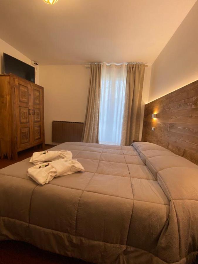 Albergo Quai Monno ภายนอก รูปภาพ